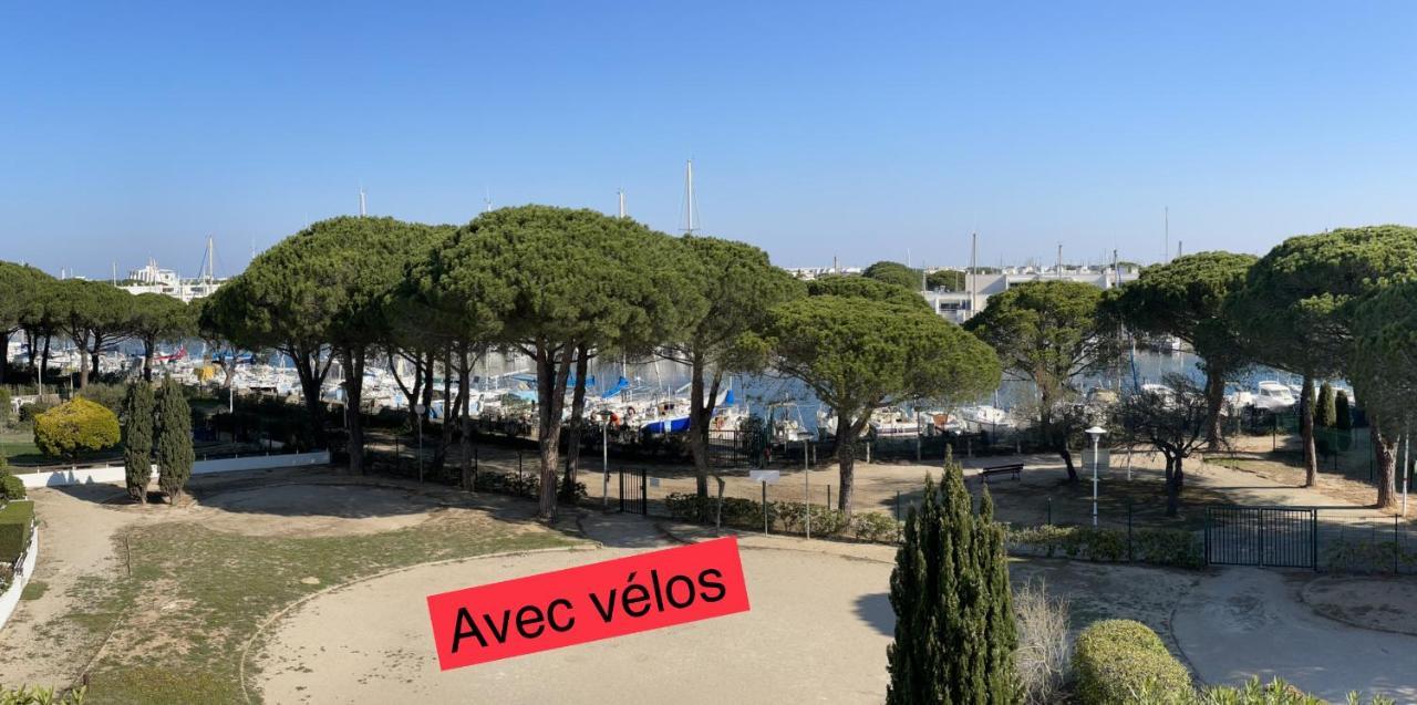 Studio Vue Port, Parking Prive, Terrasse, Clim Le Grau-du-Roi Buitenkant foto